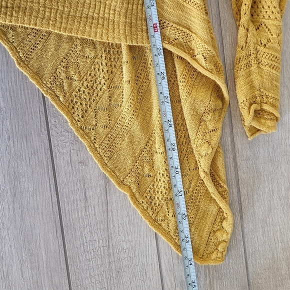 Torrid Yellow Pointelle Drape Open Front Cardigan Size 2X - Picture 7 of 10